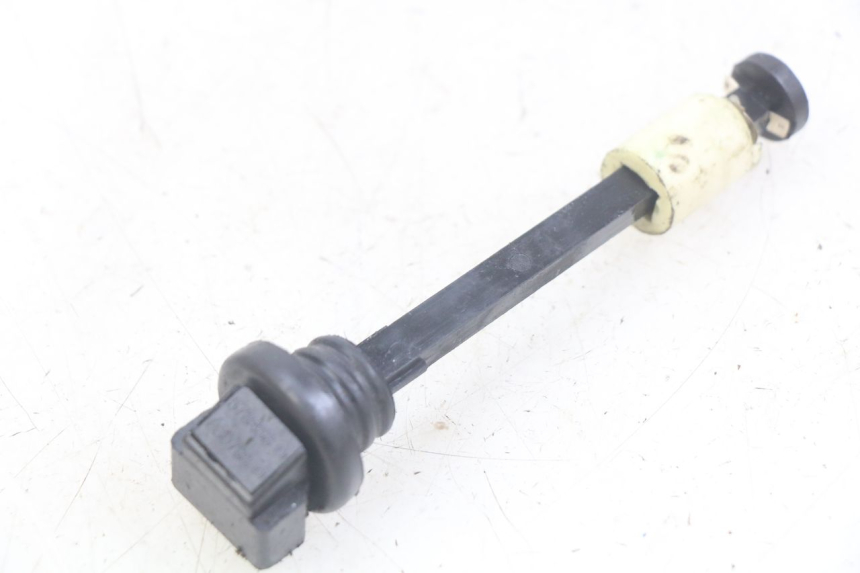 photo de OIL RESERVOIR DIPSTICK PIAGGIO ZIP 2T 50 (2009 - 2019) - Technical close-up