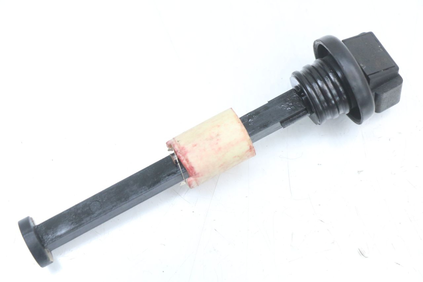 photo de OIL RESERVOIR DIPSTICK PIAGGIO ZIP 2T 50 (2009 - 2019) - Zoom on usage condition