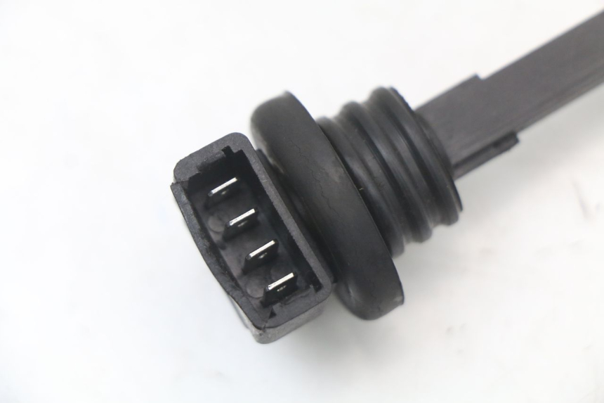 photo de OIL RESERVOIR DIPSTICK PIAGGIO ZIP 2T 50 (2009 - 2019) - Component detail