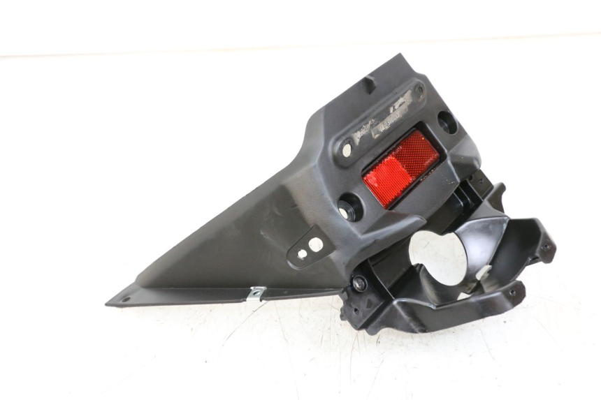 photo de REAR FAIRING JUNCTION KYMCO AGILITY 4T 50 (2018 - 2022) - Component detail