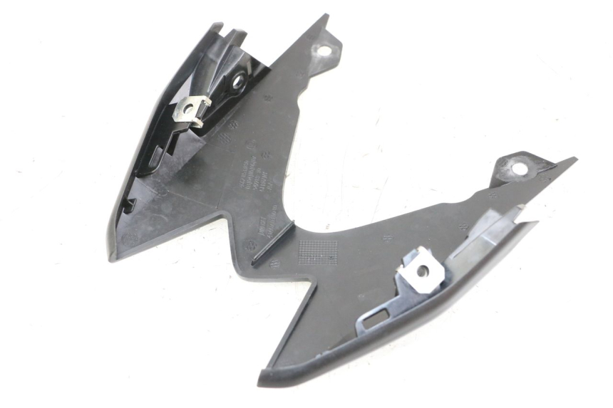 photo de REAR MIDDLE PANEL BMW S RR ABS S1000RR 1000 (2015 - 2018) - Technical close-up