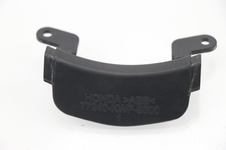 photo de REAR MIDDLE PANEL HONDA CBF 125 (2009 - 2015) - Main view