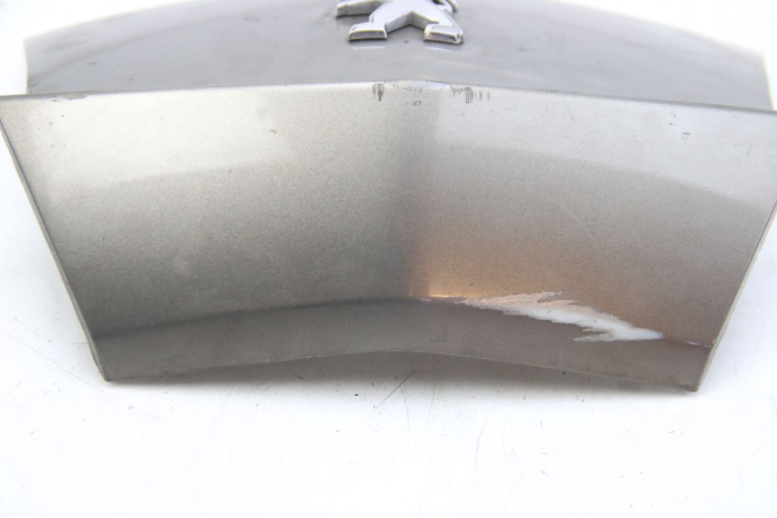 photo de REAR FAIRING JUNCTION PEUGEOT CITYSTAR 125 (2011 - 2017) - Zoom on usage condition