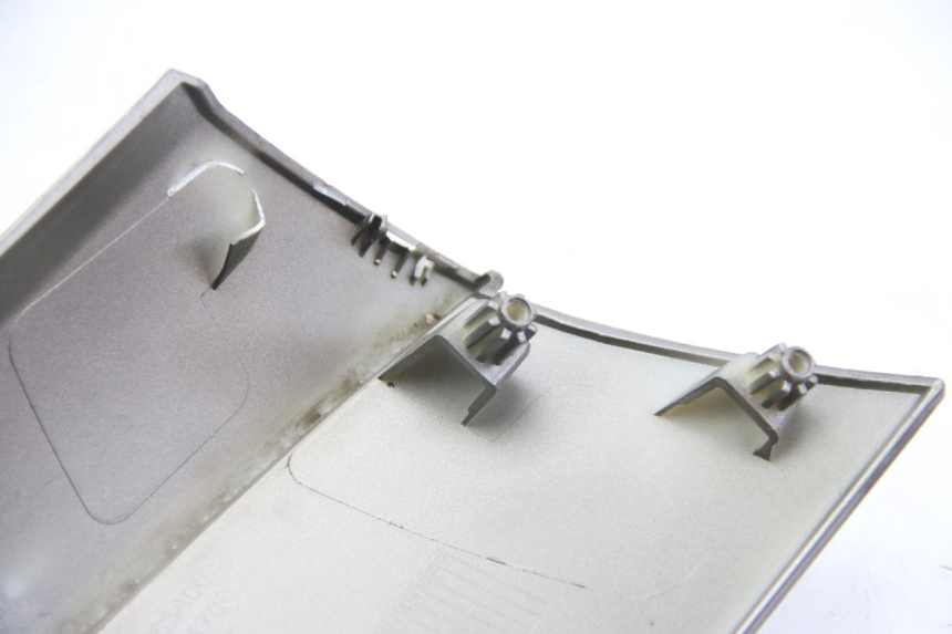 photo de REAR FAIRING JUNCTION PEUGEOT CITYSTAR 125 (2011 - 2017) - Checked used part