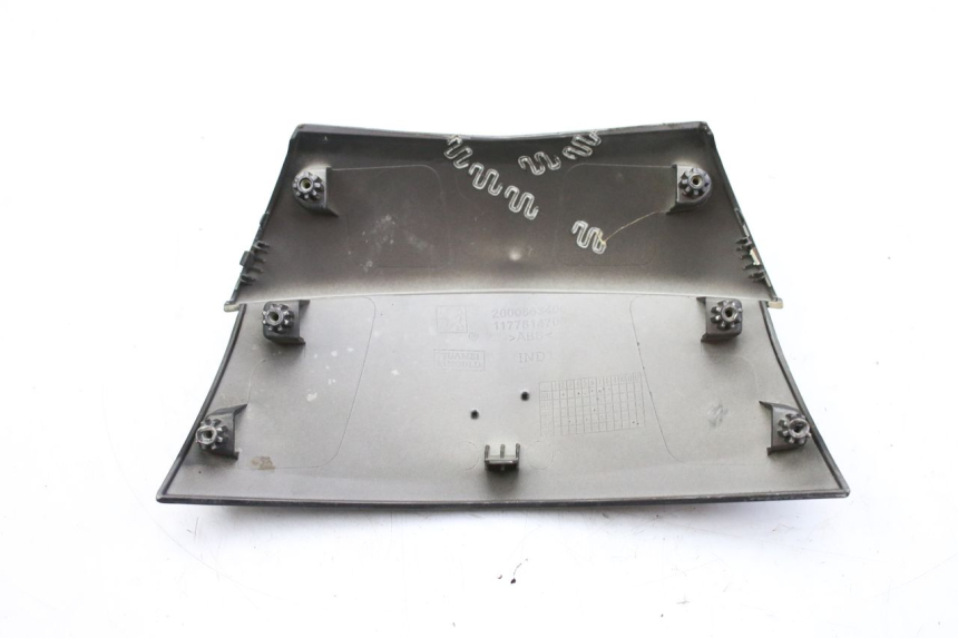 photo de REAR FAIRING JUNCTION PEUGEOT CITYSTAR 50 (2013 - 2017) - Product overview