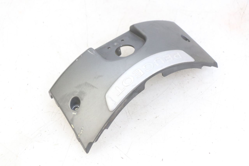 photo de REAR FAIRING JUNCTION PEUGEOT DJANGO 4T 50 (2014 - 2019) - Zoom on usage condition