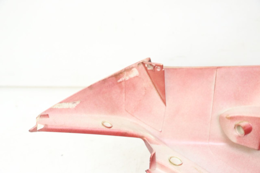 photo de REAR MIDDLE PANEL PEUGEOT ELYSTAR 125 (2002 - 2007) - Alternative perspective