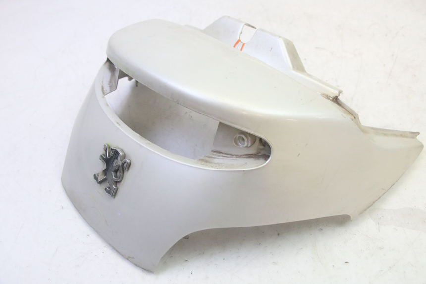 photo de REAR FAIRING JUNCTION PEUGEOT ELYSTAR 50 (2002 - 2014) - Zoom on usage condition