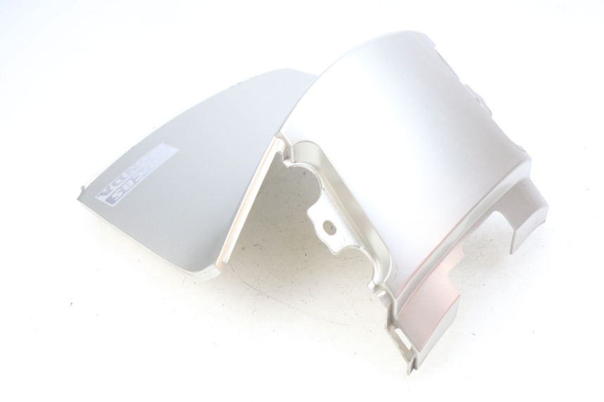 photo de REAR FAIRING JUNCTION HONDA FES PANTHEON 2T 125 (1998 - 2002) - Alternative perspective