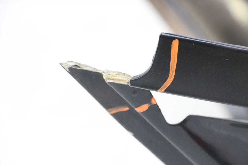 photo de REAR FAIRING JUNCTION YAMAHA FJ 3CX 1200 (1986 - 1996) - Zoom on usage condition