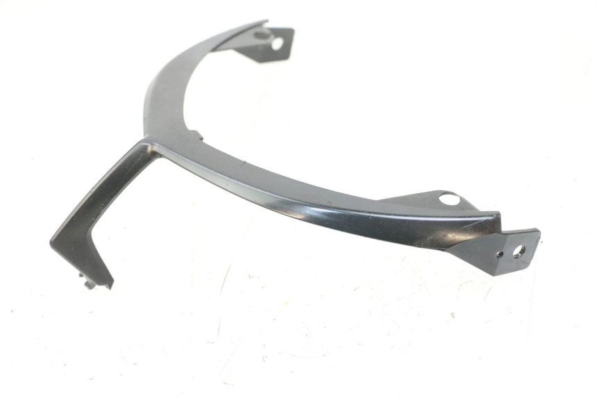 photo de REAR MIDDLE PANEL YAMAHA FZ1 FAZER 1000 (2007 - 2009) - Technical close-up