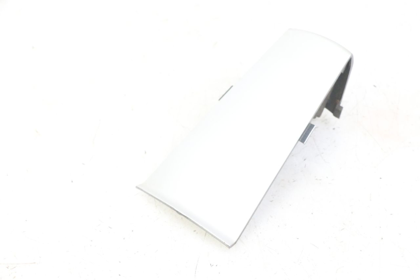 photo de REAR MIDDLE PANEL SUZUKI GS GSE 500 (2001 - 2003) - Alternative perspective