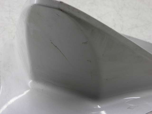 photo de REAR MIDDLE PANEL HONDA FES S-WING SWING 125 (2007 - 2015) - Alternative perspective