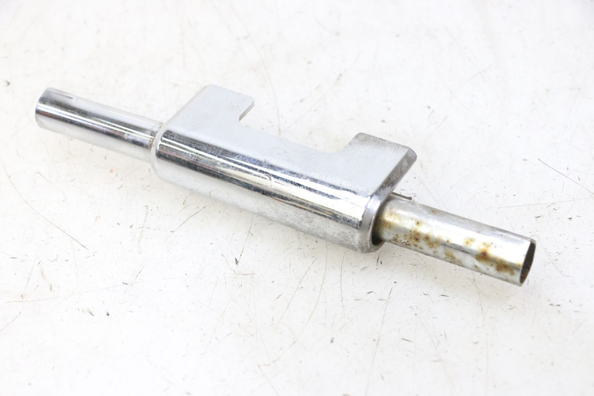 photo de REAR LOWER MIDDLE PANEL HYOSUNG GV AQUILA 125 (2000 - 2009) - Component detail