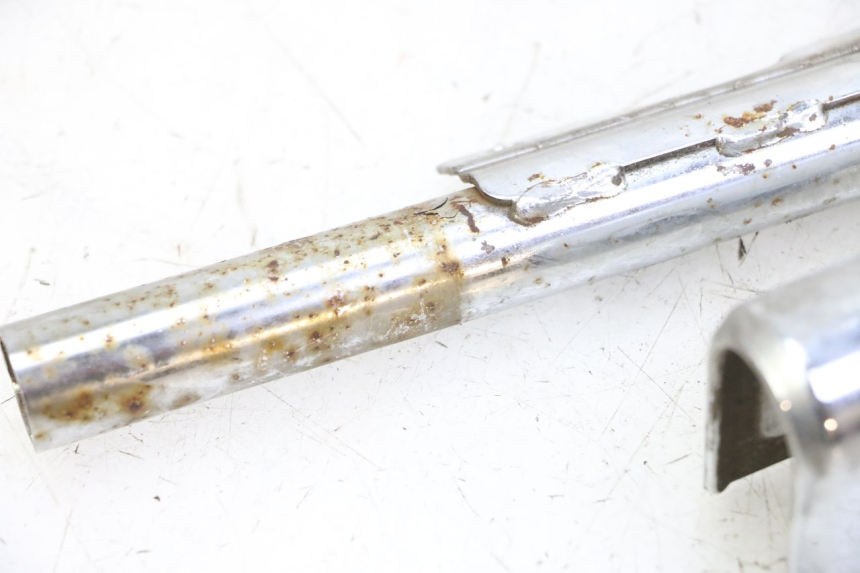 photo de REAR LOWER MIDDLE PANEL HYOSUNG GV AQUILA 125 (2000 - 2009) - Product overview