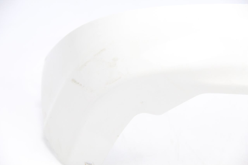 photo de LOWER REAR FAIRING JUNCTION SUZUKI BURGMAN 125 (2007 - 2014) - Technical close-up