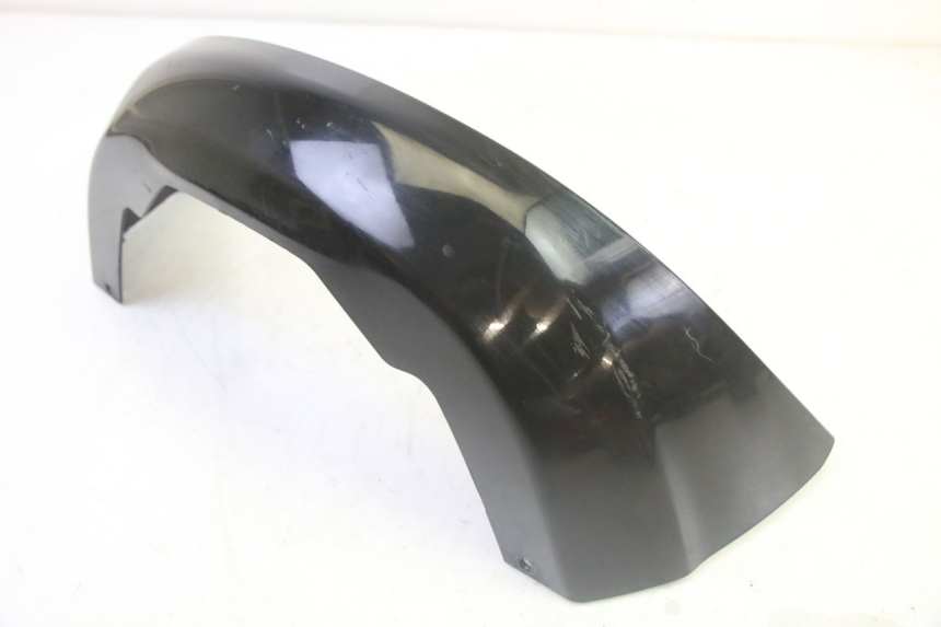 photo de LOWER REAR FAIRING JUNCTION SUZUKI BURGMAN 125 (2007 - 2014) - Technical close-up