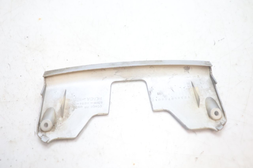 photo de REAR LOWER MIDDLE PANEL HONDA FJS SILVER WING SILVERWING 400 (2005 - 2008) - Technical close-up