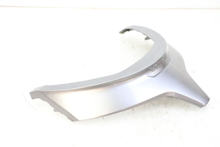 photo de REAR LOWER MIDDLE PANEL HONDA FORZA ABS 300 (2013 - 2017) - Product overview