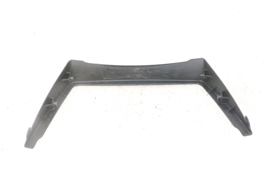 photo de REAR LOWER FAIRING JOINER SUZUKI GS GSE 500 (2001 - 2003) - Component detail