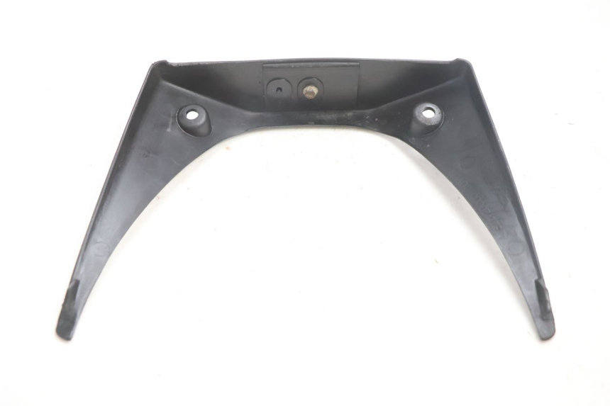 photo de REAR LOWER MIDDLE PANEL SUZUKI GSX F GSXF 750 (1988 - 1998) - Zoom on usage condition