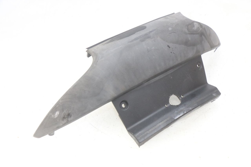 photo de LOWER REAR FAIRING JUNCTION PIAGGIO MP3 LT 400 (2007 - 2012) - Alternative perspective