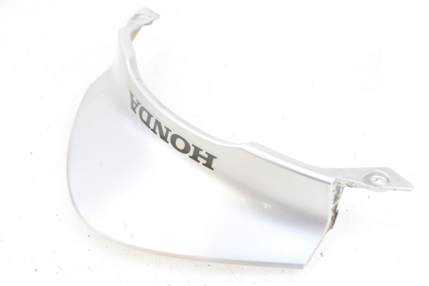 photo de LOWER REAR FAIRING JUNCTION HONDA NHX LEAD 110 (2008 - 2010) - Alternative perspective
