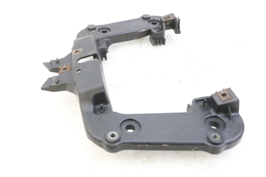 photo de REAR LOWER MIDDLE PANEL MBK OVETTO 4T 50 (2008 - 2016) - Zoom on usage condition