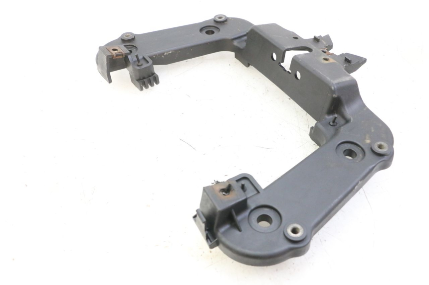 photo de REAR LOWER MIDDLE PANEL MBK OVETTO 4T 50 (2008 - 2016) - Technical close-up