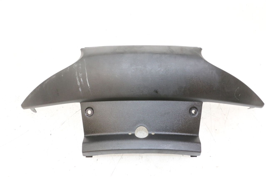 photo de LOWER REAR FAIRING JUNCTION PIAGGIO MP3 LT 400 (2007 - 2012) - Technical close-up