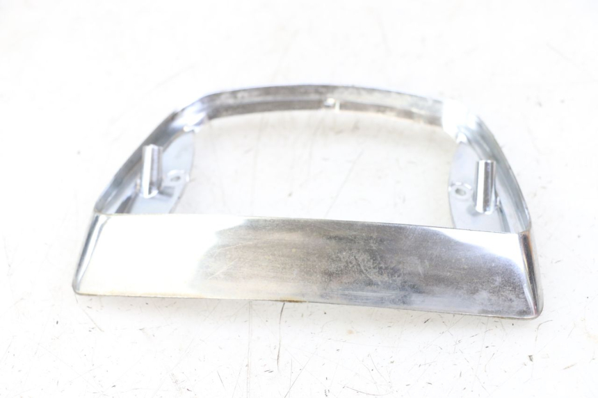 photo de REAR LOWER MIDDLE PANEL PIAGGIO VESPA LX 2T 50 (2005 - 2013) - Alternative perspective