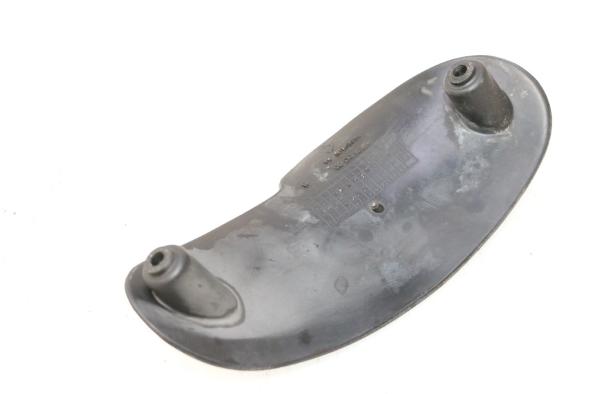 photo de REAR LOWER MIDDLE PANEL PEUGEOT SPEEDFIGHT LC 50 (1996 - 2002) - Zoom on usage condition