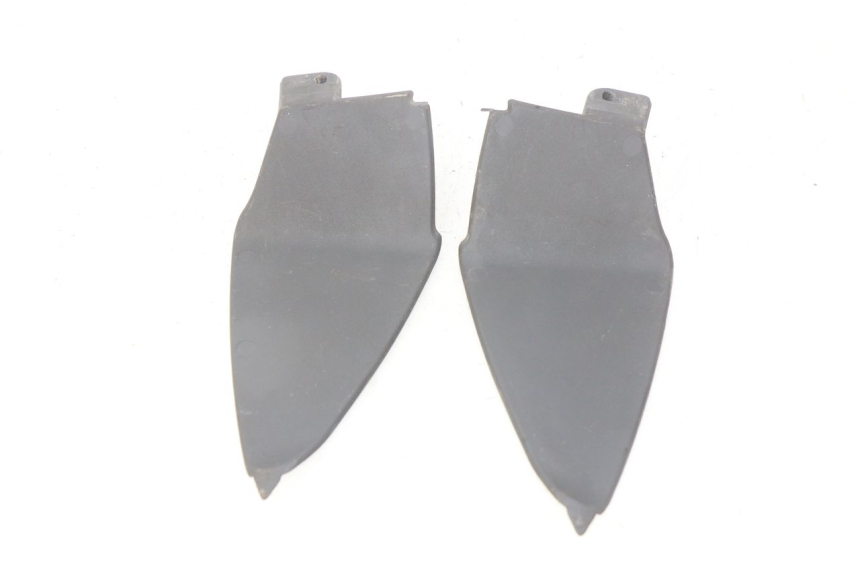 photo de LOWER REAR FAIRING JUNCTION APRILIA SR 2T 50 (2012 - 2017) - Alternative perspective