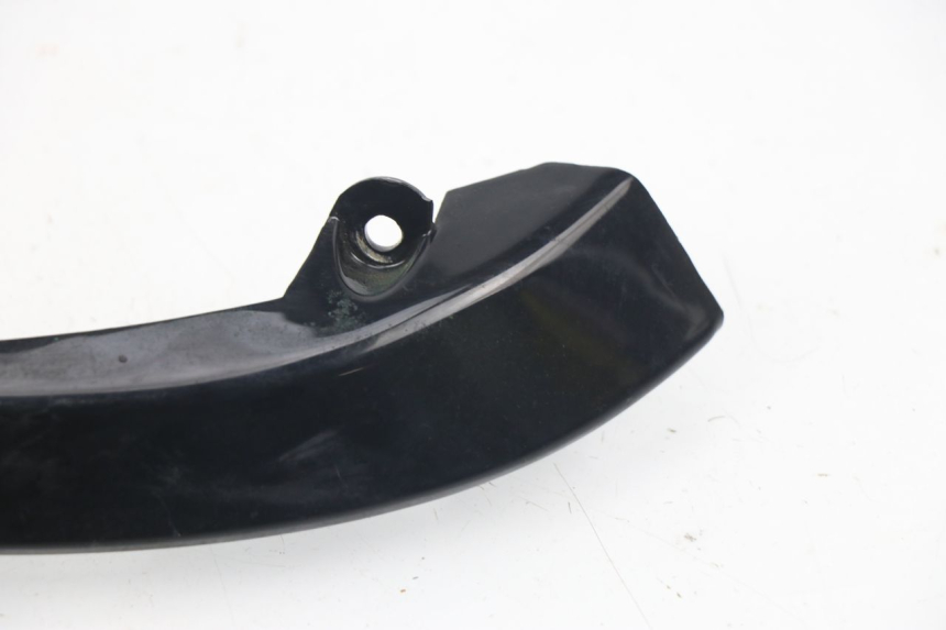 photo de REAR LOWER MIDDLE PANEL BAOTIAN TRAVEL SPIRIT 50 (2010 - 2012) - Zoom on usage condition