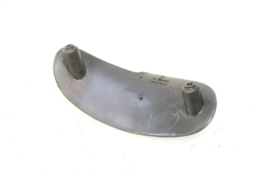 photo de REAR LOWER MIDDLE PANEL PEUGEOT TREKKER 50 (1995 - 2004) - Zoom on usage condition