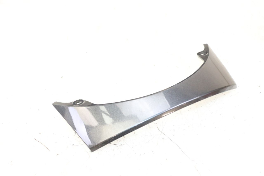 photo de REAR LOWER MIDDLE PANEL MBK WAAP 125 (2008 - 2013) - Technical close-up