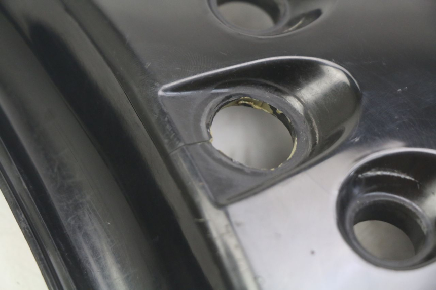 photo de REAR FAIRING JUNCTION SYM JET EURO X 2T 50 (2003 - 2007) - Technical close-up