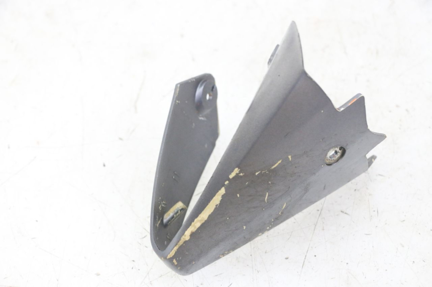 photo de REAR MIDDLE PANEL PEUGEOT JET FORCE CARBU 50 (2003 - 2016) - Technical close-up