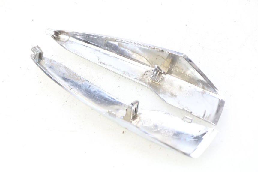 photo de REAR FAIRING JUNCTION PIAGGIO LIBERTY IGET 4T 50 (2015 - 2020) - Alternative perspective