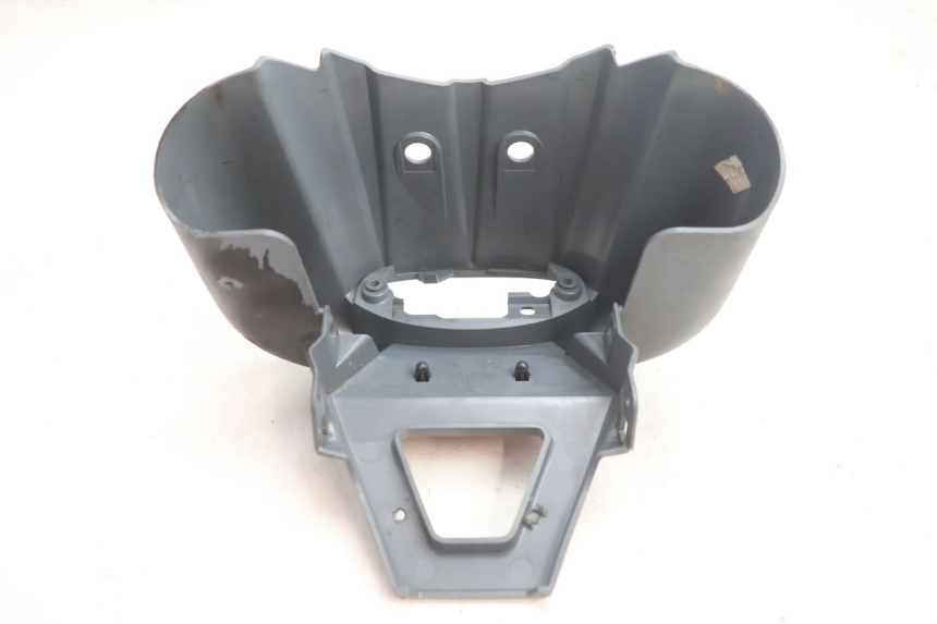 photo de REAR MIDDLE PANEL PEUGEOT LUDIX ONE 50 (2004 - 2013) - Fixing points details