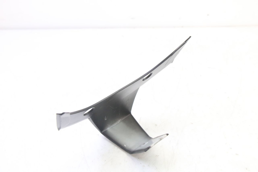 photo de REAR MIDDLE PANEL PIAGGIO MP3 HPE 310 (2024 - 2025) - Technical close-up