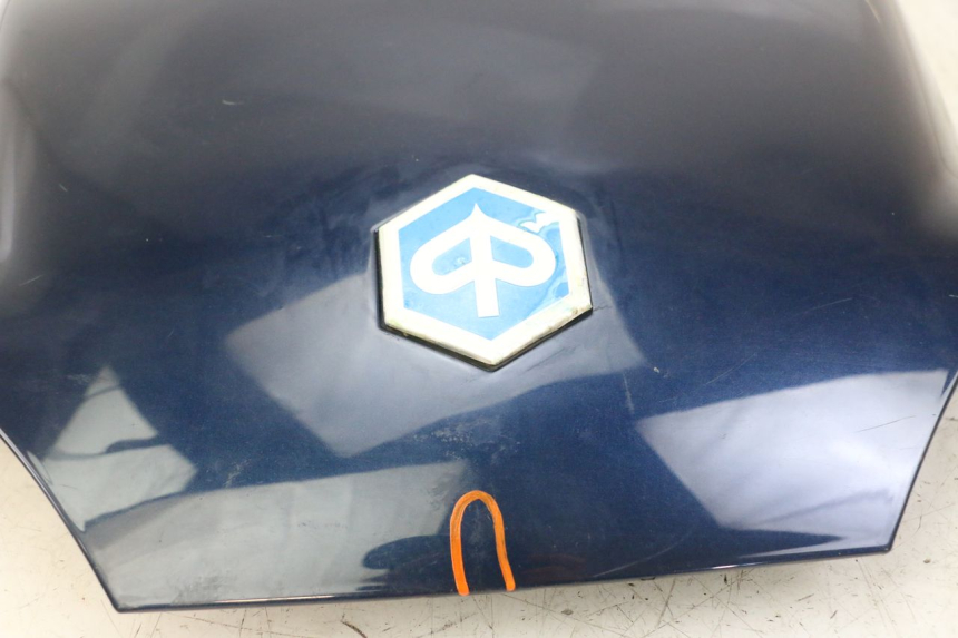 photo de REAR MIDDLE PANEL PIAGGIO MP3 LT 300 (2010 - 2016) - Alternative perspective