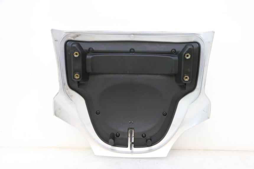 photo de REAR FAIRING JUNCTION PIAGGIO MP3 LT 300 (2010 - 2016) - Component detail