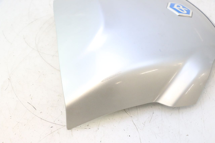 photo de REAR FAIRING JUNCTION PIAGGIO MP3 LT 300 (2010 - 2016) - Surface and material condition