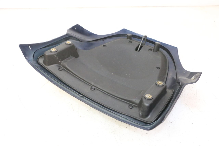 photo de REAR MIDDLE PANEL PIAGGIO MP3 RL 250 (2006 - 2010) - Component detail