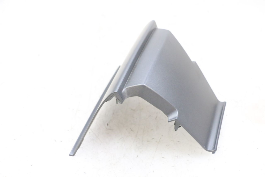 photo de REAR MIDDLE PANEL PIAGGIO MP3 500 (2016 - 2018) - Technical close-up