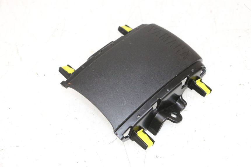 photo de REAR MIDDLE PANEL YAMAHA NEO'S CORE 1 (2022 - 2026) - Technical close-up