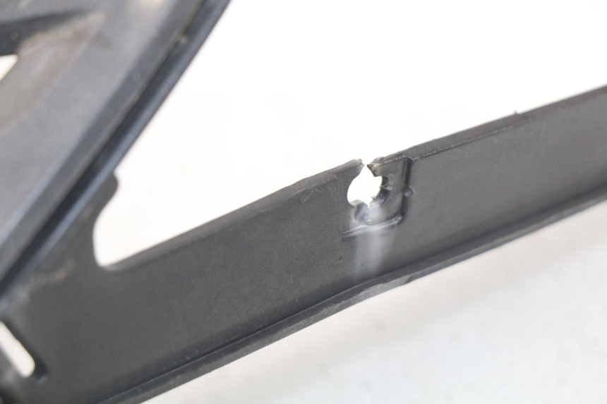 photo de REAR MIDDLE PANEL PIAGGIO NEW TYPHOON 50 (2010 - 2017) - Alternative perspective