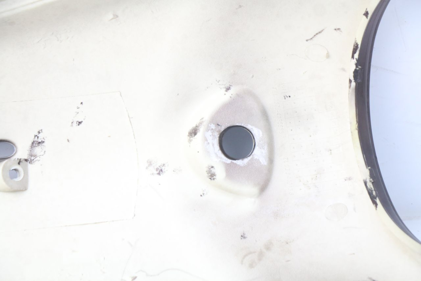 photo de REAR FAIRING JUNCTION JM MOTORS OLDIES 4T 50 (2010 - 2020) - Product overview