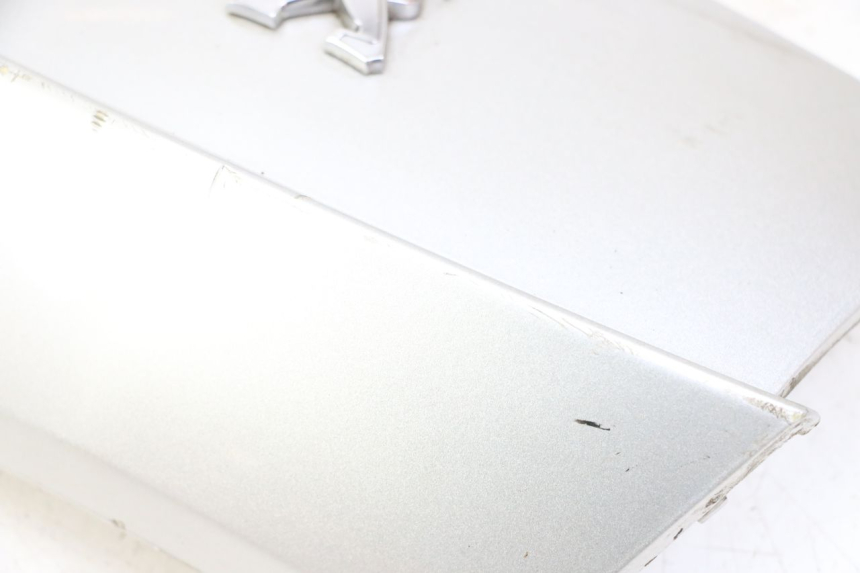 photo de REAR FAIRING JUNCTION PEUGEOT CITYSTAR 125 (2011 - 2017) - Checked used part